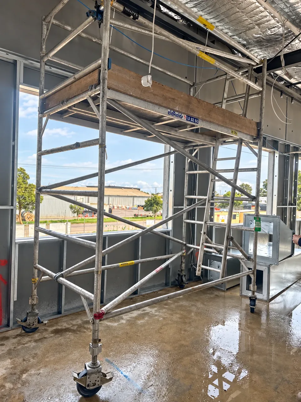Mobile scaffold